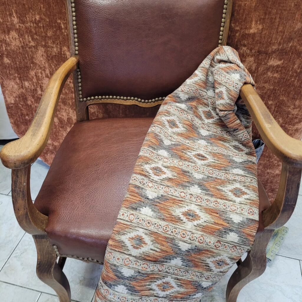 Instagram post from tapissier_solignac. This post is in position 0.