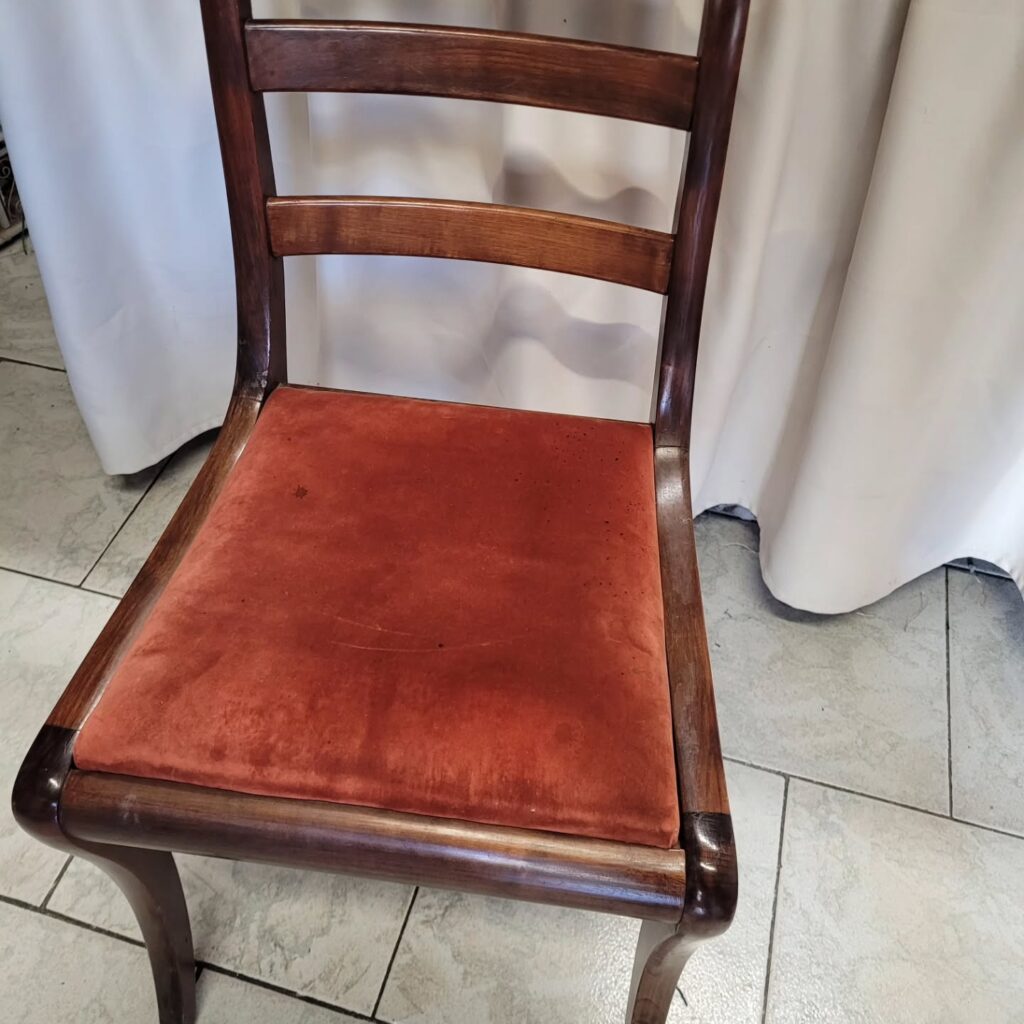 Instagram post from tapissier_solignac. This post is in position 1.