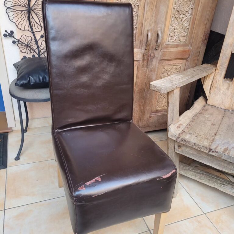 Instagram post from tapissier_solignac. This post is in position 15.