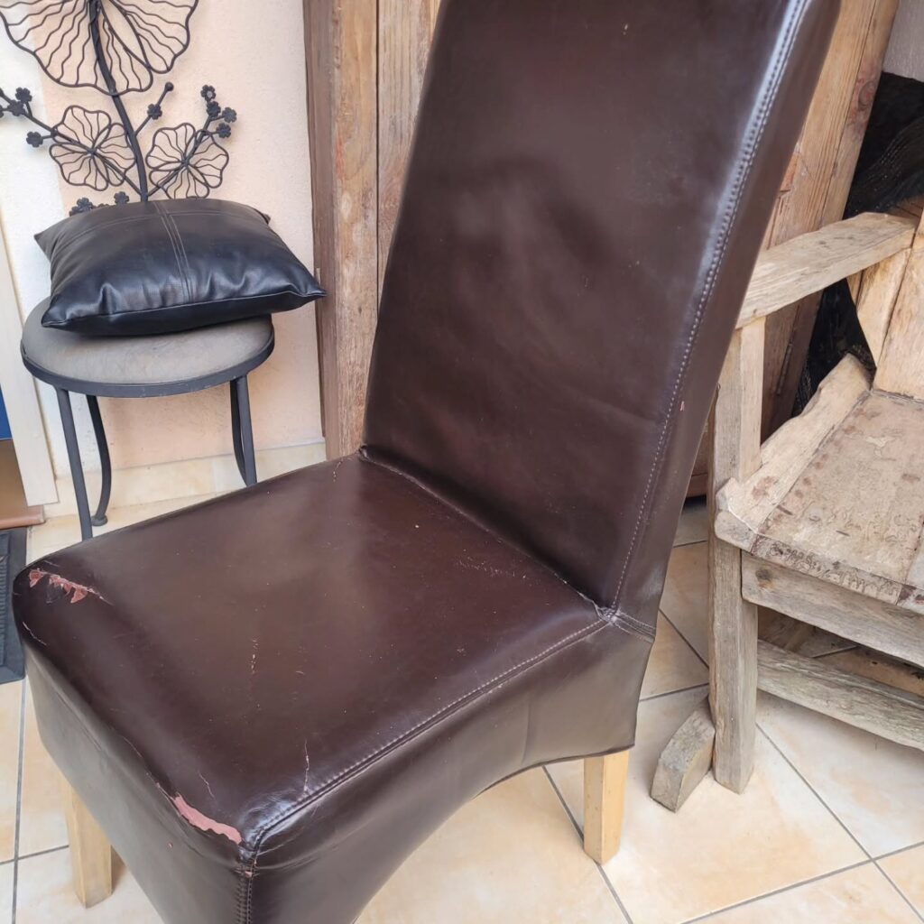Instagram post from tapissier_solignac. This post is in position 1.